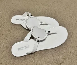 White Sandals Size 9 thumbnail 2