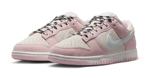 Nike‎ Women’s DUNK LOW LX 'PINK FOAM' Size 11 DV3054-600 thumbnail 1