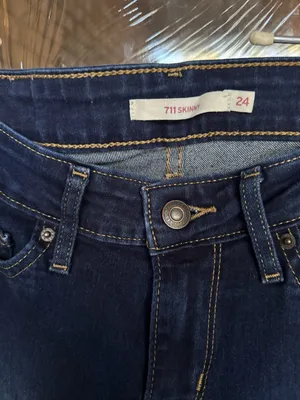 Levi’s Skinny 711 Jeans thumbnail 5