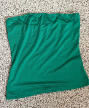 Plain green tube top blouse Size M thumbnail 1