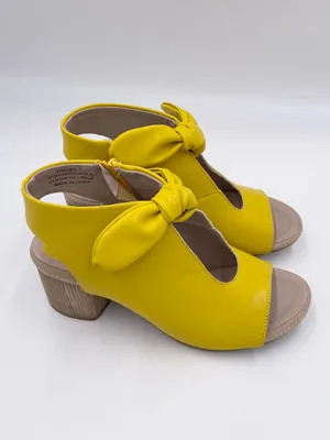 NEW Good Choice Kimora Sandal Heels Size 6 Bright Yellow Faux Leather Bow Detail thumbnail 2
