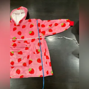 Supersized‎ Strawberry Hoodie With Pouch And Pockets thumbnail 6
