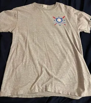 Gildan Graphic T-Shirt thumbnail 1