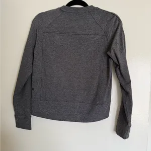 Gray Long Sleeve Top-lulu lemon thumbnail 3