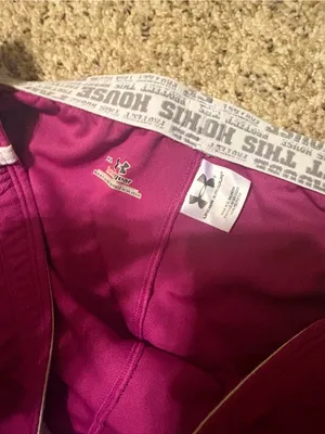 Under Armour Heat Gear Magenta Athletic Shorts with White Trim 💛💚 thumbnail 4