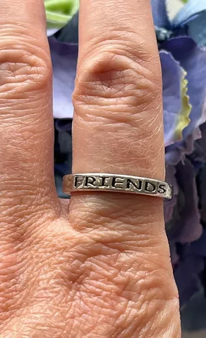 Best Friends Forever Ring Silver Tone Band Ring Size‎ 8 Friendship Jewelry thumbnail 1