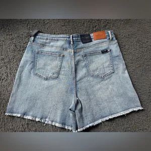 NWT Threadgrit distressed denim jean shorts, women’s size 33 thumbnail 4