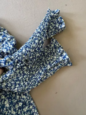 Prato Ditsy Floral Tiered Midi Peasant Dress thumbnail 6