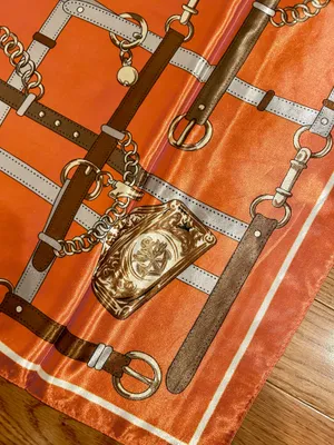 Vintage Equestrian horsebit&chain print oversized hand rolled silky Scarf 35/35 thumbnail 3