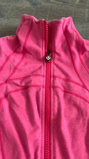 Lululemon define jacket in sonic pink, full zip, size 8 thumbnail 4