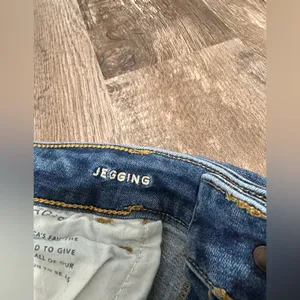American Eagle Jeans thumbnail 3