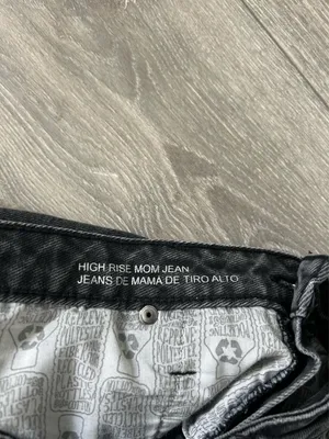 High-Rise Mom Jeans in Black Size 12 thumbnail 3
