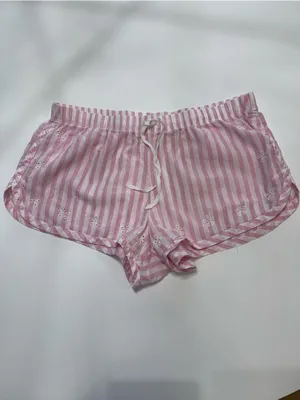 Victoria's Secret Pink & White Lounge Shorts with matching Black VS Top thumbnail 6