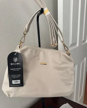 Yani Ladore crossbody thumbnail 1