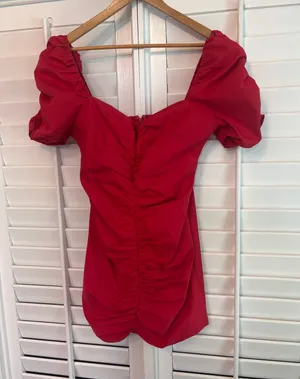 Amanda‎ Uprichard Red Ruched Dress Size Large thumbnail 1
