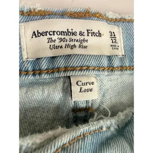 Abercrombie & Fitch Curve Love 90s Straight Jeans Ultra High Rise 31x12 thumbnail 4