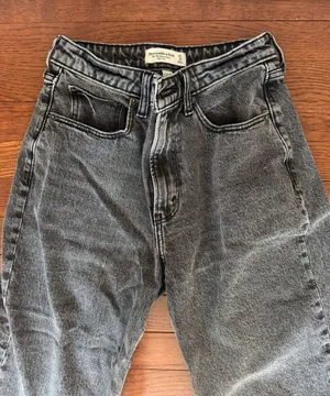 Abercrombie Curve Love Jeans thumbnail 1