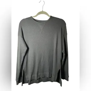 American Eagle Women’s Waffle Knit Long Sleeve Crewneck Top‎ Gray Size Small thumbnail 2
