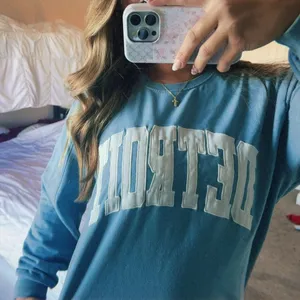 RSQ Tilly’s Blue Crew Neck Sweatshirt thumbnail 3