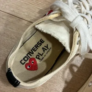 Converse x Comme Des Garcons PLAY Cream Low Top Sneakers Size 5 Men’s/Women’s 7 thumbnail 16