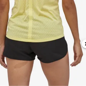 Patagonia Women’s‎ Strider shorts black size medium thumbnail 3