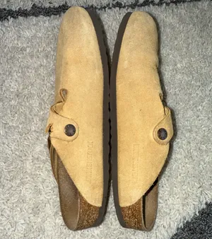 Birkenstock suede taupe clog slip on women’s 9 thumbnail 4