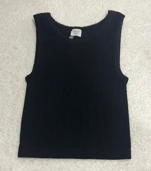 Aritzia Sunday Best Women's Black Crop Tank Top Ribbed Sz XS thumbnail 1