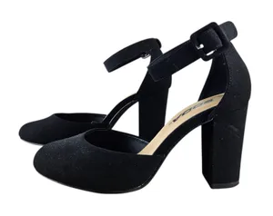 Soda Roy Heels Womens Size 8 Wide Black Closed Toe Ankle Strap Chunky Sandals thumbnail 1