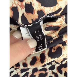LouKeith‎ Leopard Print Women's Skort size large Black thumbnail 2