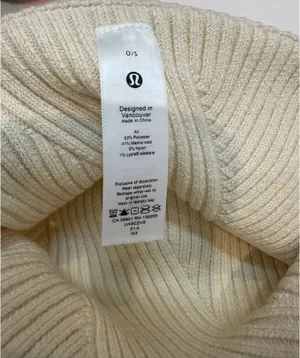 Lululemon Beanie thumbnail 3