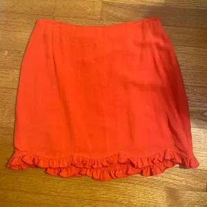 Le lis Orange Ruffle Mini Skirt thumbnail 1