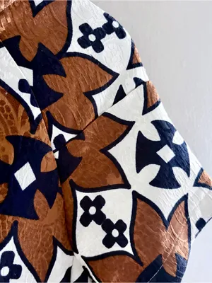 Brown White Black Geometric Retro Print Crop Top Short Sleeve M thumbnail 2