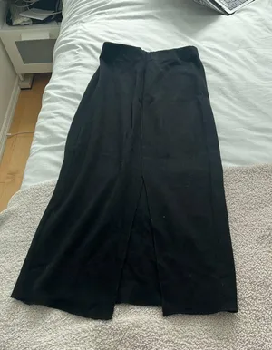 ZARA Black Long Maxi Skirt thumbnail 4