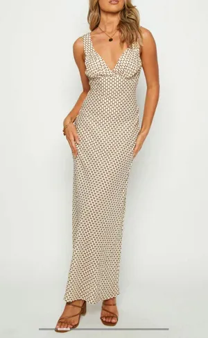 Beginning Boutique Dress thumbnail 1