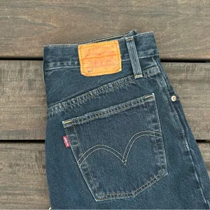 Levi's Straight Leg 501 Dark Wash Blue Denim Jeans w/ Distressed Knees thumbnail 2