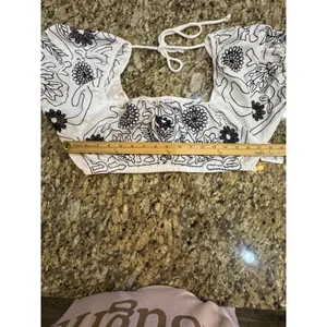 Free‎ People NWT size Medium Embroidered Lotus Top Only Cropped thumbnail 10