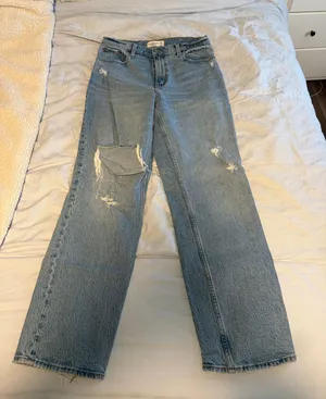 Abercrombie High-Rise Jeans 90s Straight thumbnail 1
