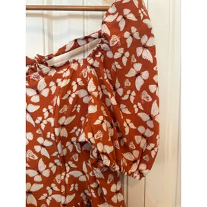 Milk &‎ Honey Orange Butterfly Top Size Large thumbnail 3