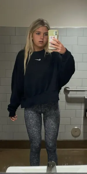 Black Nike Sweatshirt Women’s thumbnail 1