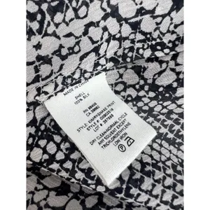 Theory Kinarys Black White Snake Print Silk‎ Tie Neck Blouse Size M thumbnail 12