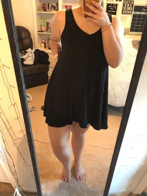 black dress thumbnail 1