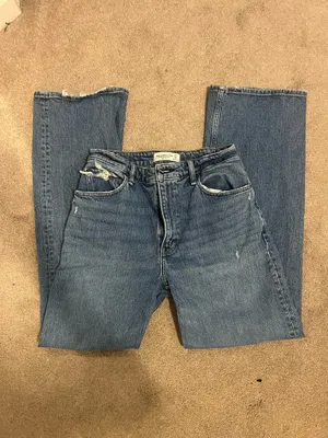 Abercrombie 90s Ultra Relaxed High-Rise Jeans thumbnail 4