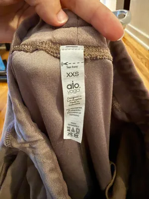 Alo Yoga Matching Set thumbnail 4