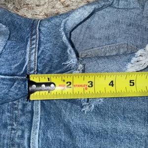 Denim Forum The Ex Boyfriend Short Women 28 Blue Excellent Distressed Cut Off thumbnail 9