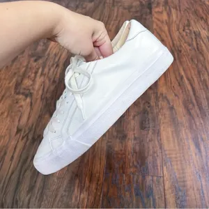 Madewell • Sidewalk Low-Top Sneakers in Leather white cream lace up thumbnail 10