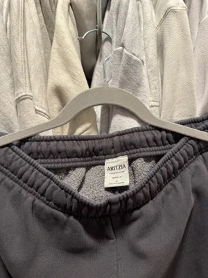 Aritzia Mega Sweatpants thumbnail 3