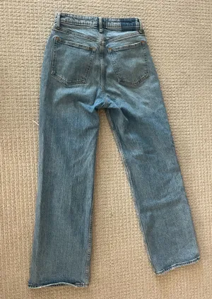 Relaxed Abercrombie 90s Jeans Curve Love High-Rise thumbnail 2