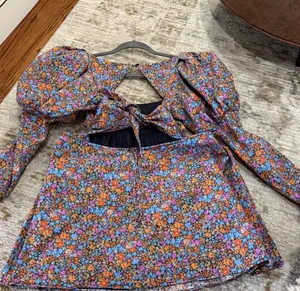 for love and lemons brittany puff sleeve floral dress thumbnail 4