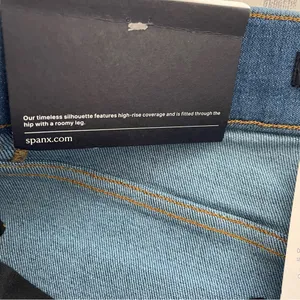 Spanx Cropped Wide Leg Jean Washed Blue Size Medium Patch Pocket Chore Retro thumbnail 6