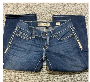 Buckle Starlite Cropped Jeans thumbnail 2